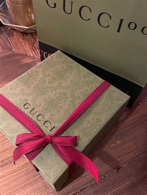 gucci bloom gift wrapped|gucci complimentary gift wrapping.